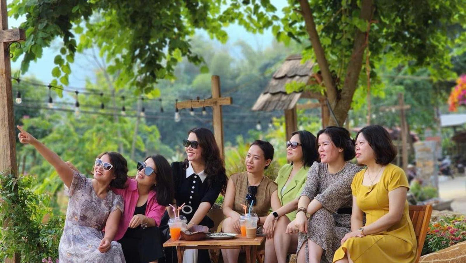 Mai Chau Moment Spa & Resort Exteriör bild